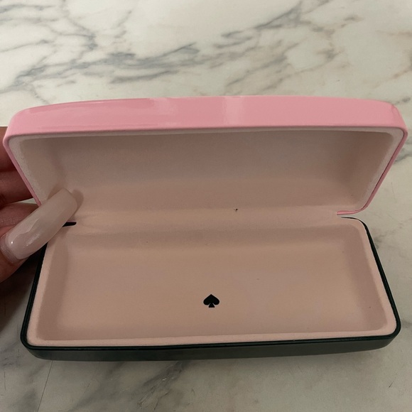 Kate spade sunglasses case - Picture 2 of 3